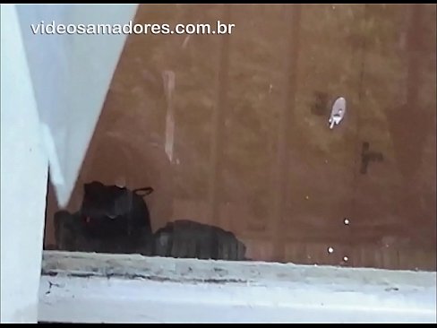 ❤️ Home excitat mirant la seva xicota amb un altre noi, gravant un vídeo de merda sense molestar la parella ️ Porno al ca.pornjk.ru