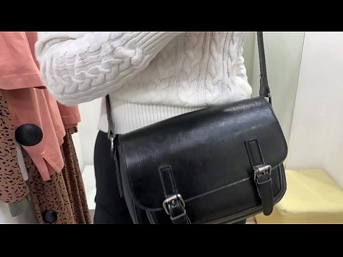 ❤️ Masturbació pública de la jove gossa FeralBerry amb un consolador al provador ️ Porno al ca.pornjk.ru